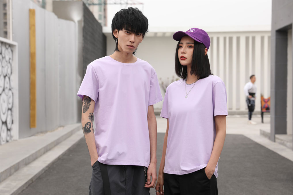 工作服定制新风尚：如何平衡功能性与时尚感？